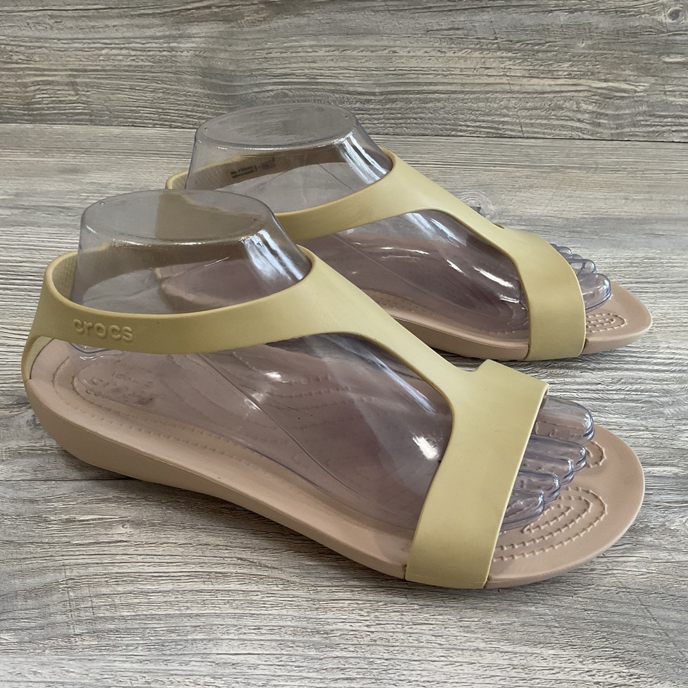 Crocs Serena T-Strap Flat Sandal Chai Beige Women's Size 8 Lightweight